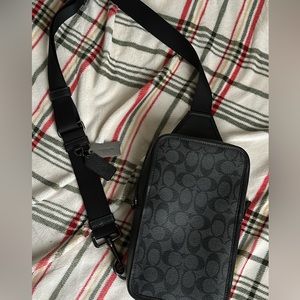 Coach mens sidebody bag